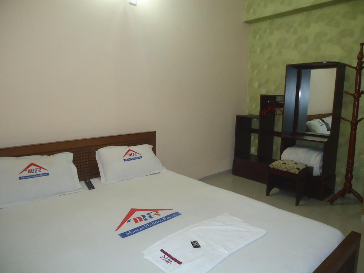 Muscat Holiday Resort Cox's Bazar Exterior photo